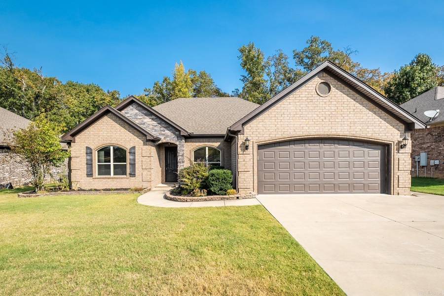 3109 Village East Drive, Sherwood, AR 72120