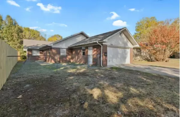 Conway, AR 72034,2004 Hairston Avenue