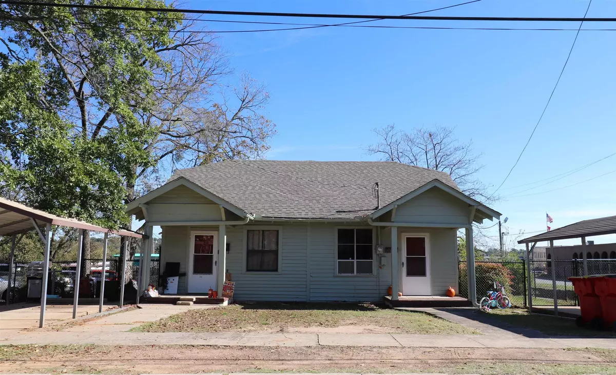 Morrilton, AR 72110,200 N Morrill Street