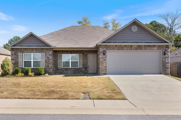 2040 Mary Alice Drive, Conway, AR 72032