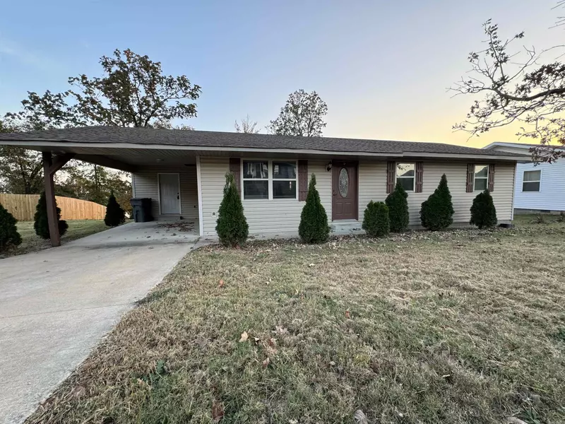 2100 Villa Ridge Drive, Paragould, AR 72450