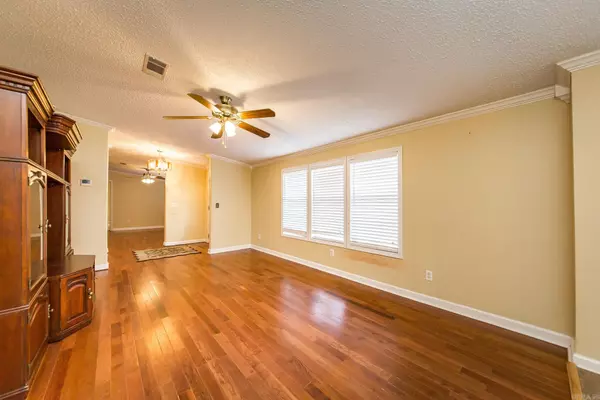 Little Rock, AR 72206,501 W Bingham Road