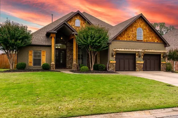 1115 Applewood,  Conway,  AR 72034