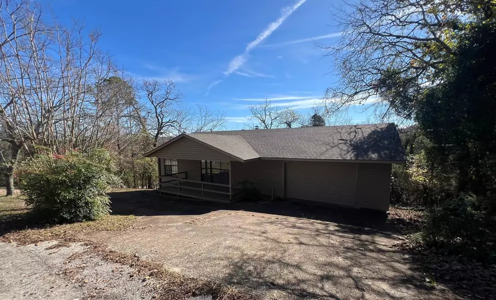 182 Yakima Drive, Cherokee Village, AR 72529