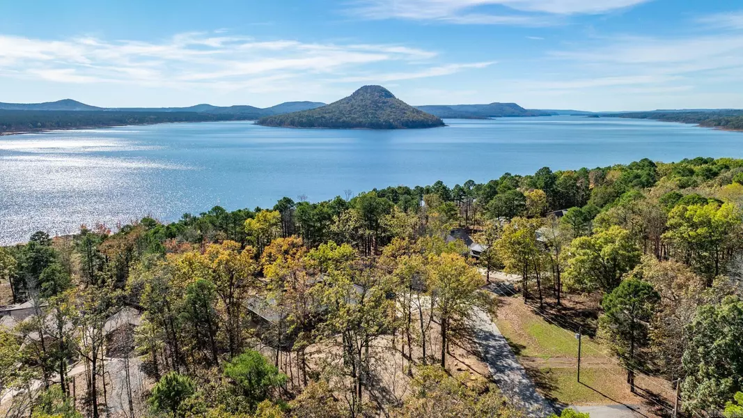 209 Cherokee Drive, Fairfield Bay, AR 72088