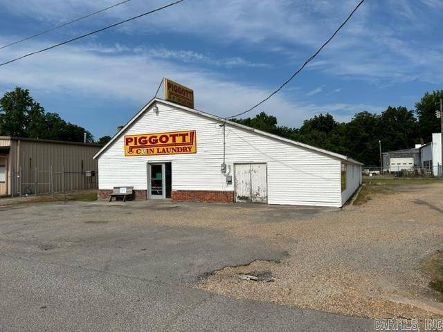 Piggott, AR 72454,154 S 3rd Street