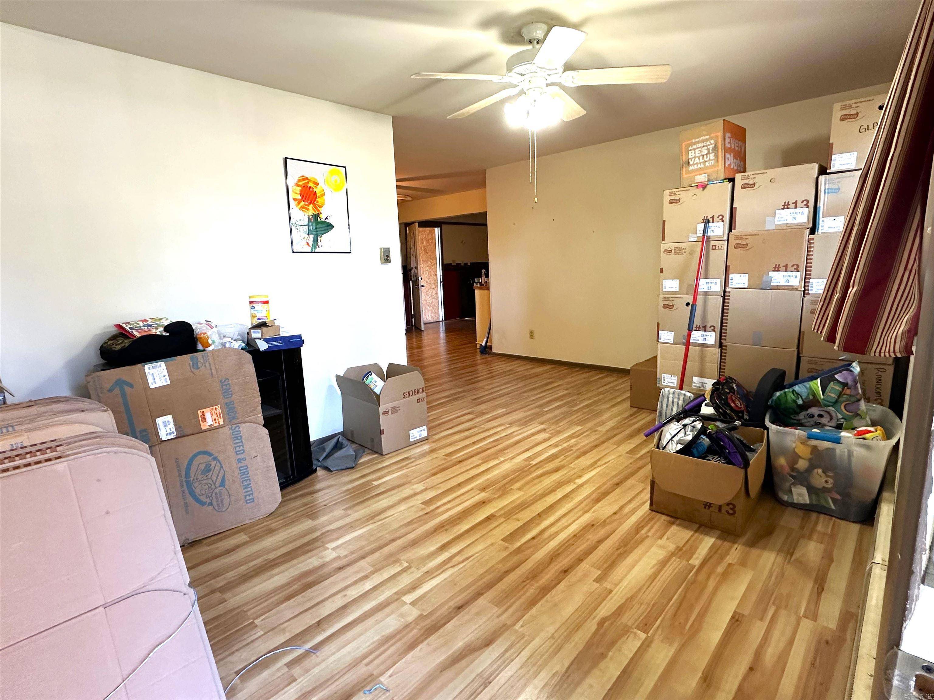 Mena, AR 71953,1107 Glenaire St