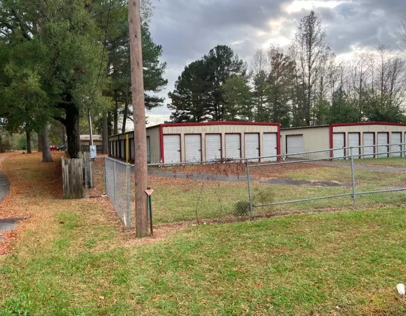 Vilonia, AR 72173,578 E Hwy 64