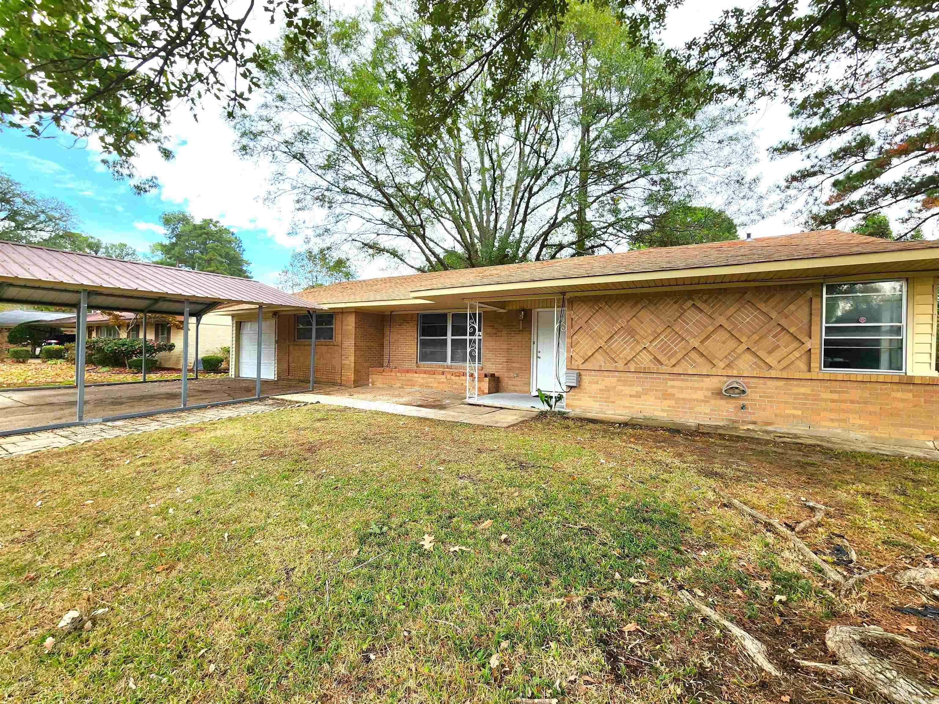 109 Alderman Drive, El Dorado, AR 71730