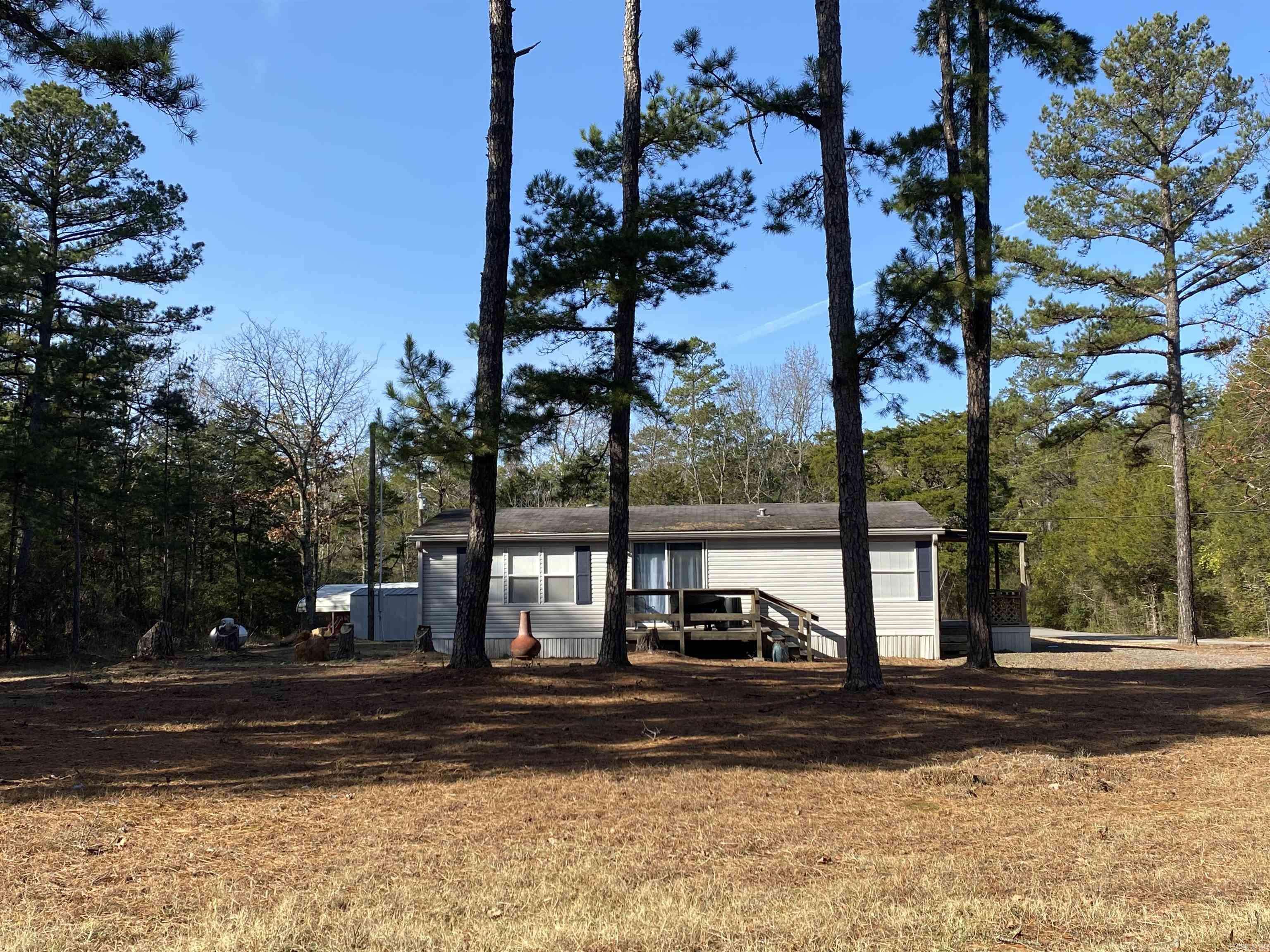 Higden, AR 72067,327 Woody Trl.
