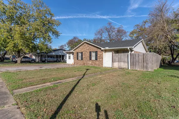 Osceola, AR 72370-2203,118 W Shadow Lane