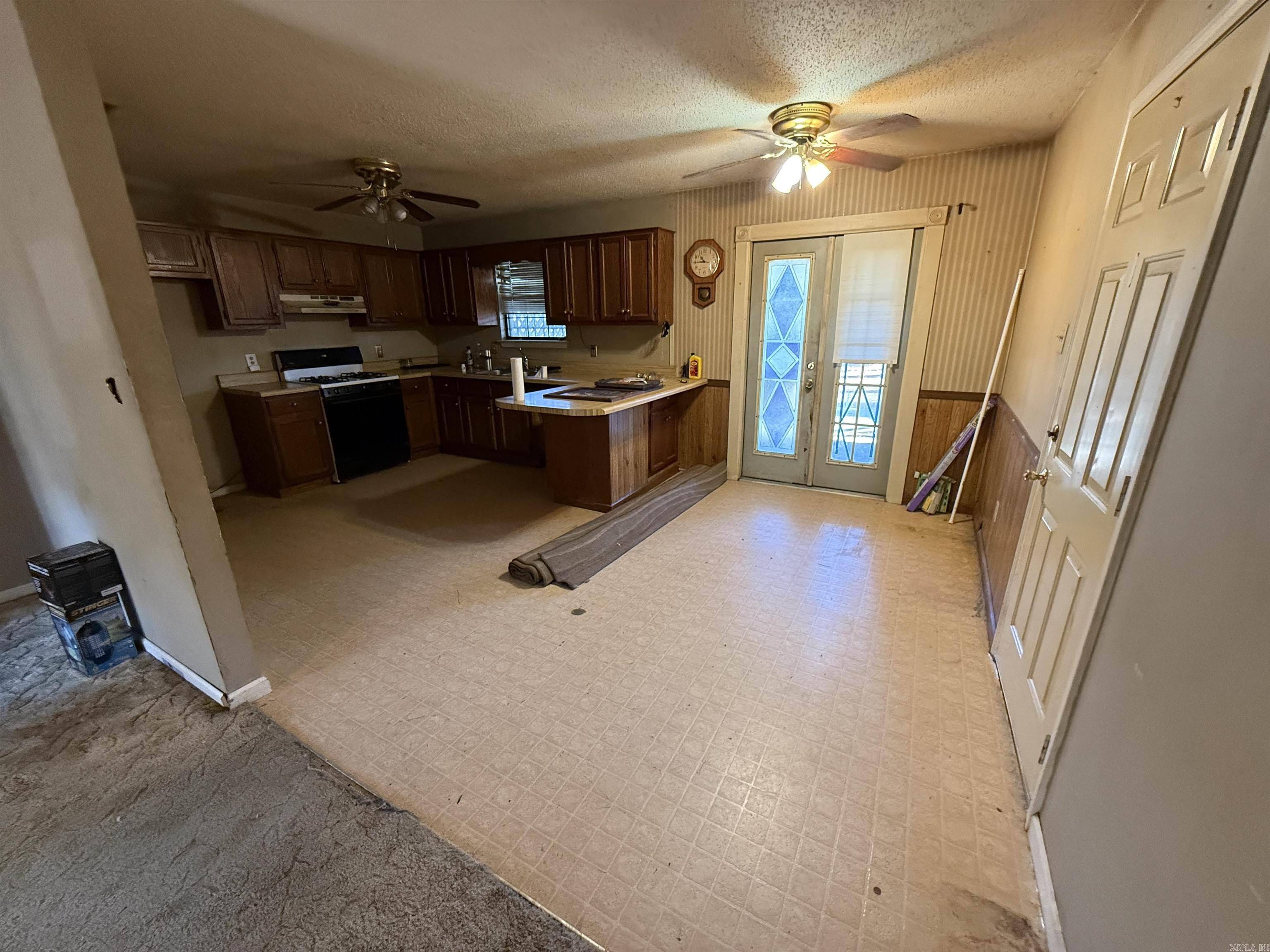 Shannon Hills, AR 72103,14824 Joan Drive