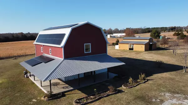 Romance, AR 72136,296 Rogers Road