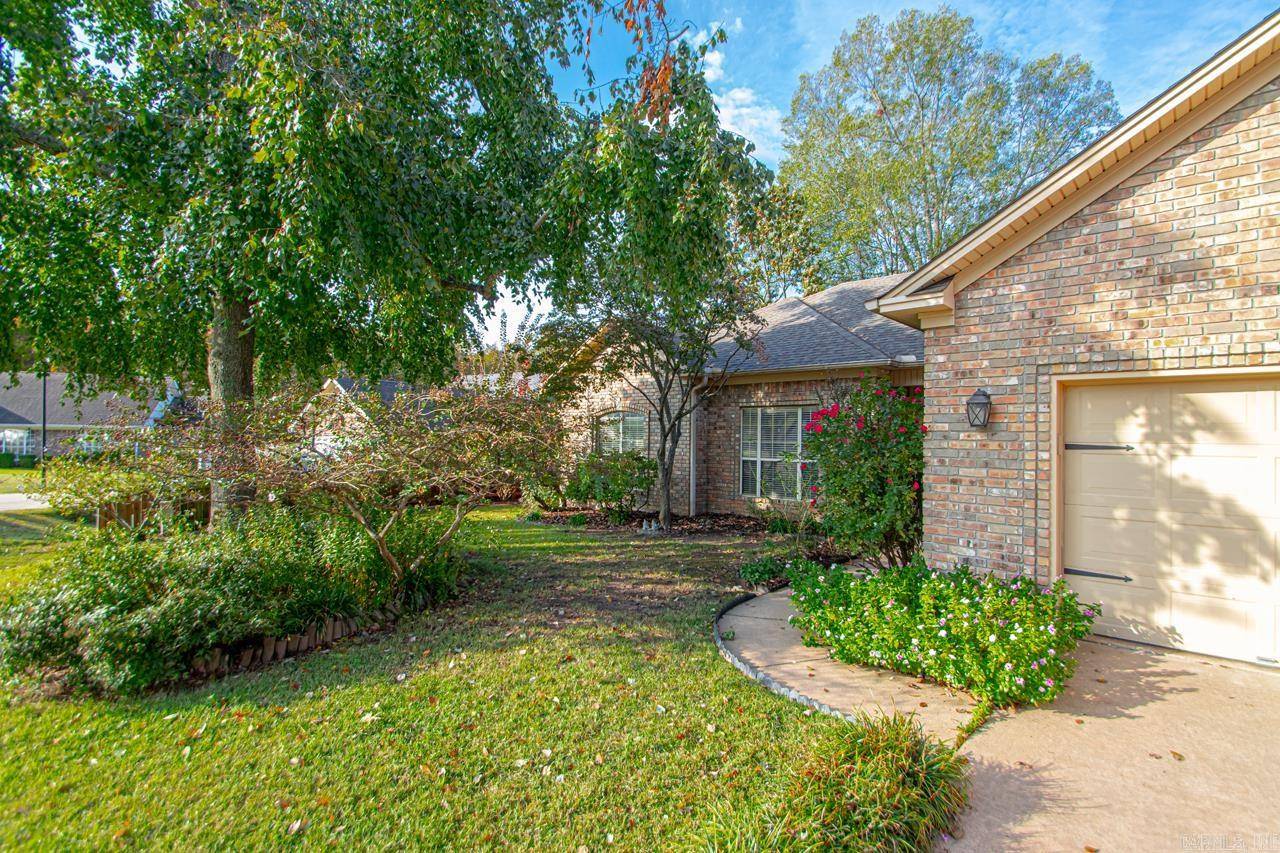 Cabot, AR 72023,16 Ward Court