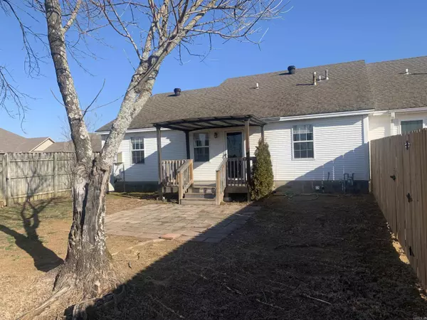 Searcy, AR 72143,2601 Oak Meadow