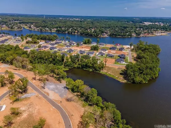 000 Majestic Waters,  Benton,  AR 72019