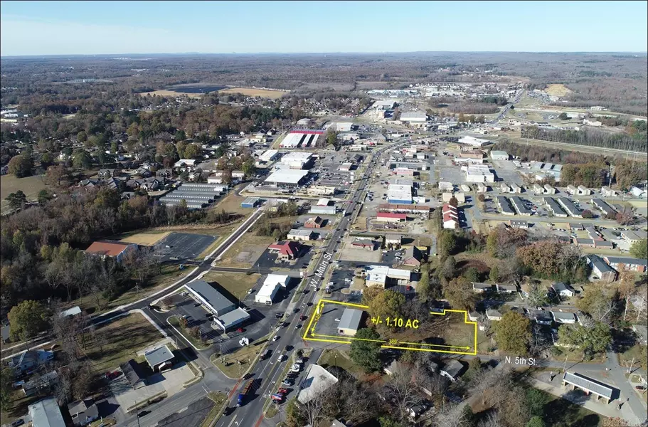 502 W Main, Cabot, AR 72023