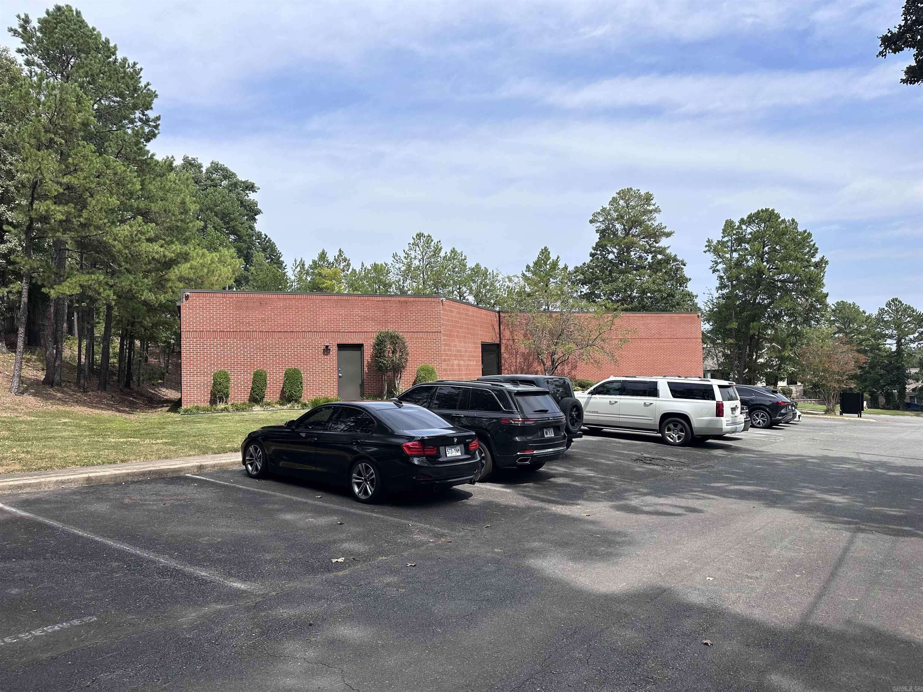 Little Rock, AR 72211,Address not disclosed