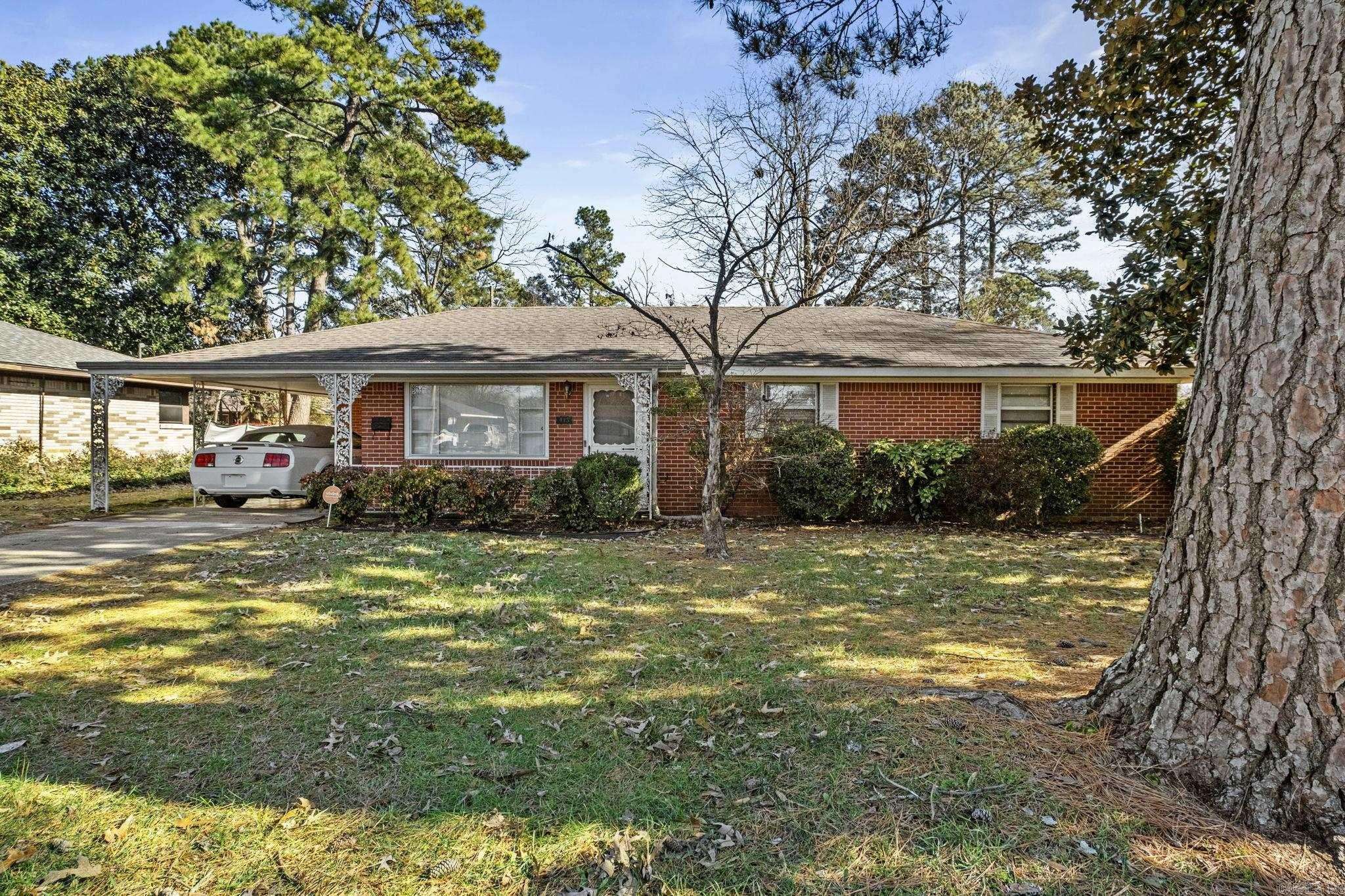 415 Carpenter Drive, Little Rock, AR 72205-4728