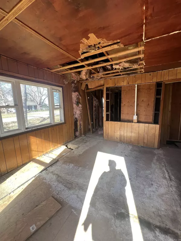 Humphrey, AR 72073,107 Ulysses Street