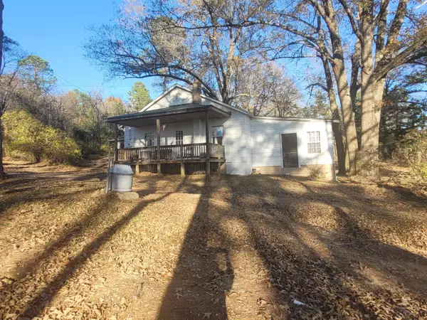 235 E AR 56 Hwy, Violet Hill, AR 72584