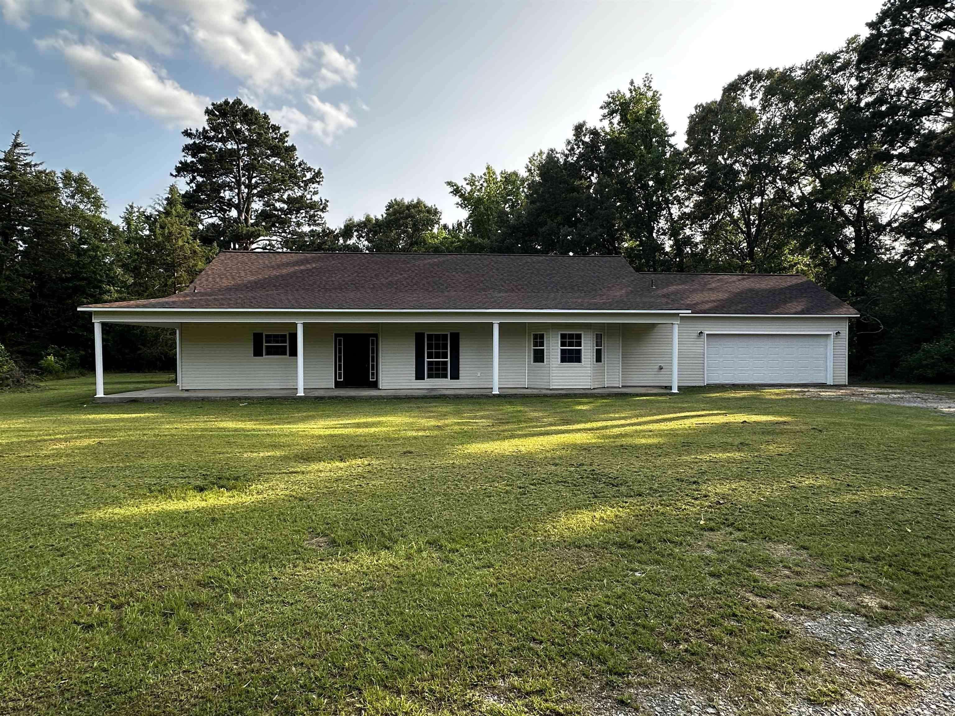 1482 N Hwy 8, Warren, AR 71671