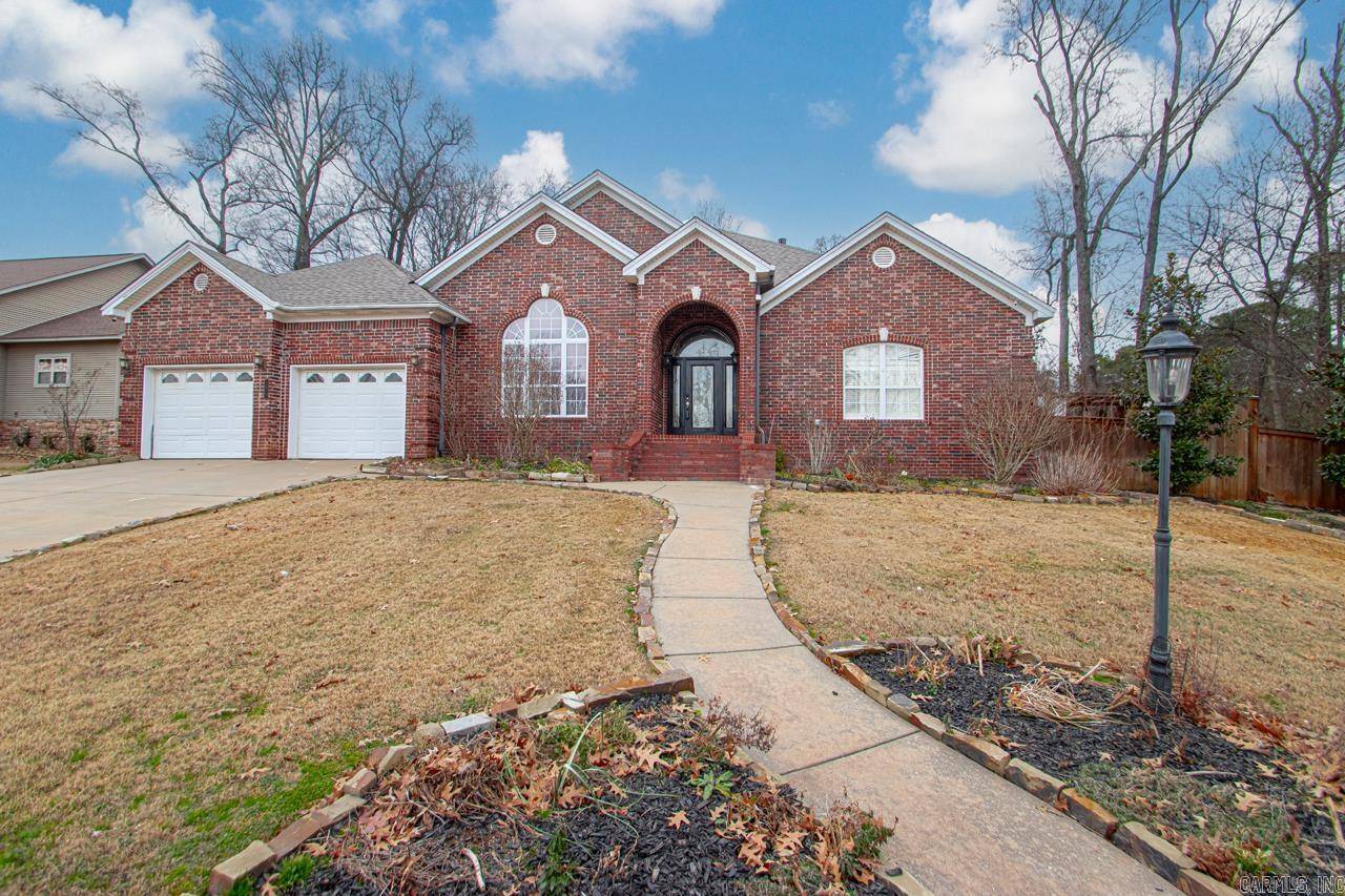1114 Churchill Drive, Benton, AR 72019