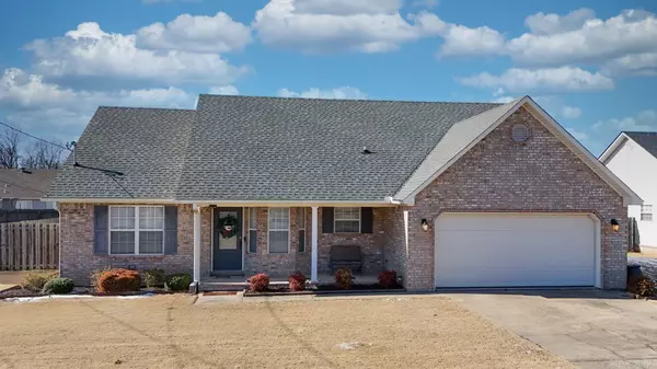 107 Meadow, Bono, AR 72416