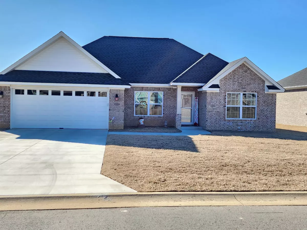 Searcy, AR 72143,1210 Ridgefield Circle