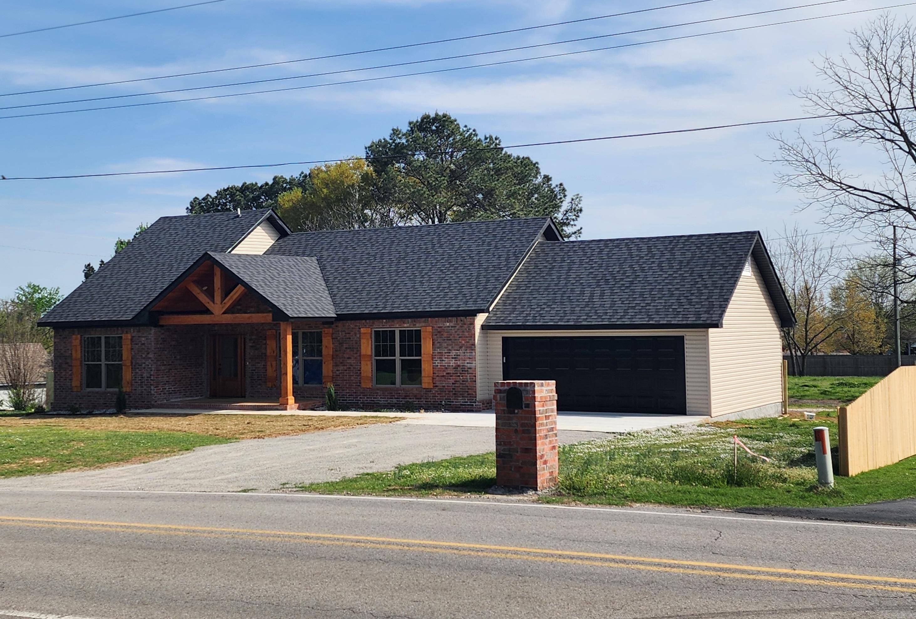 1013 W Booth Road, Searcy, AR 72143