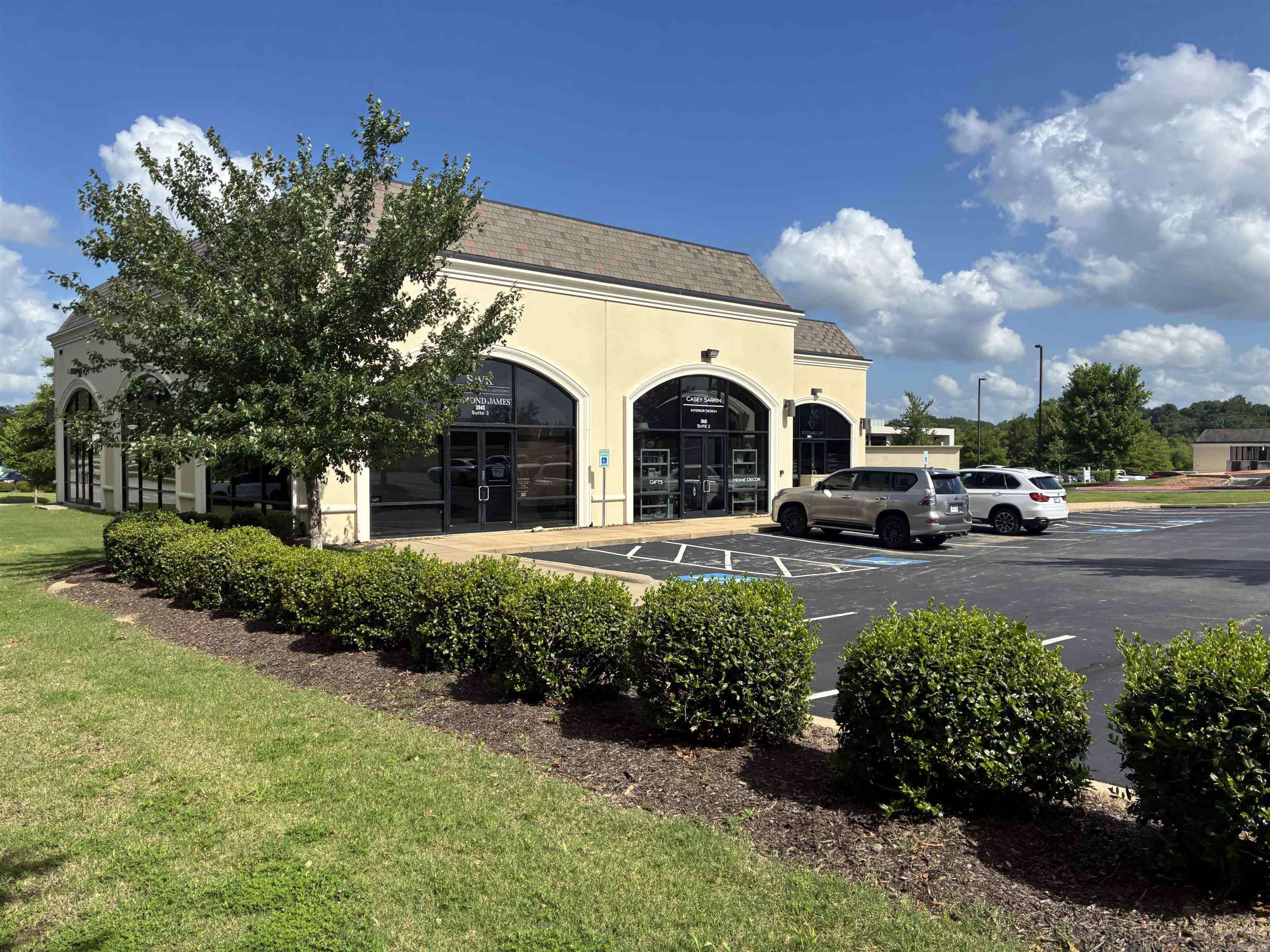 Fayetteville, AR 72703,3945 N Vantage Drive