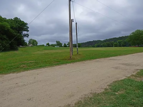 Hardy, AR 72542,Griffin Road