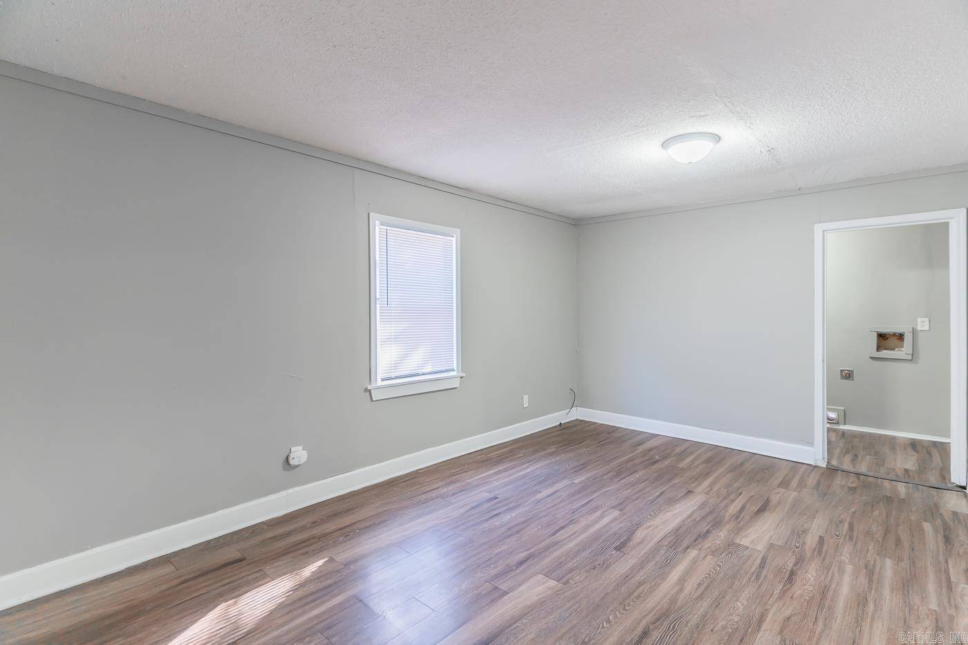 West Memphis, AR 72301,1909 Sula Lane