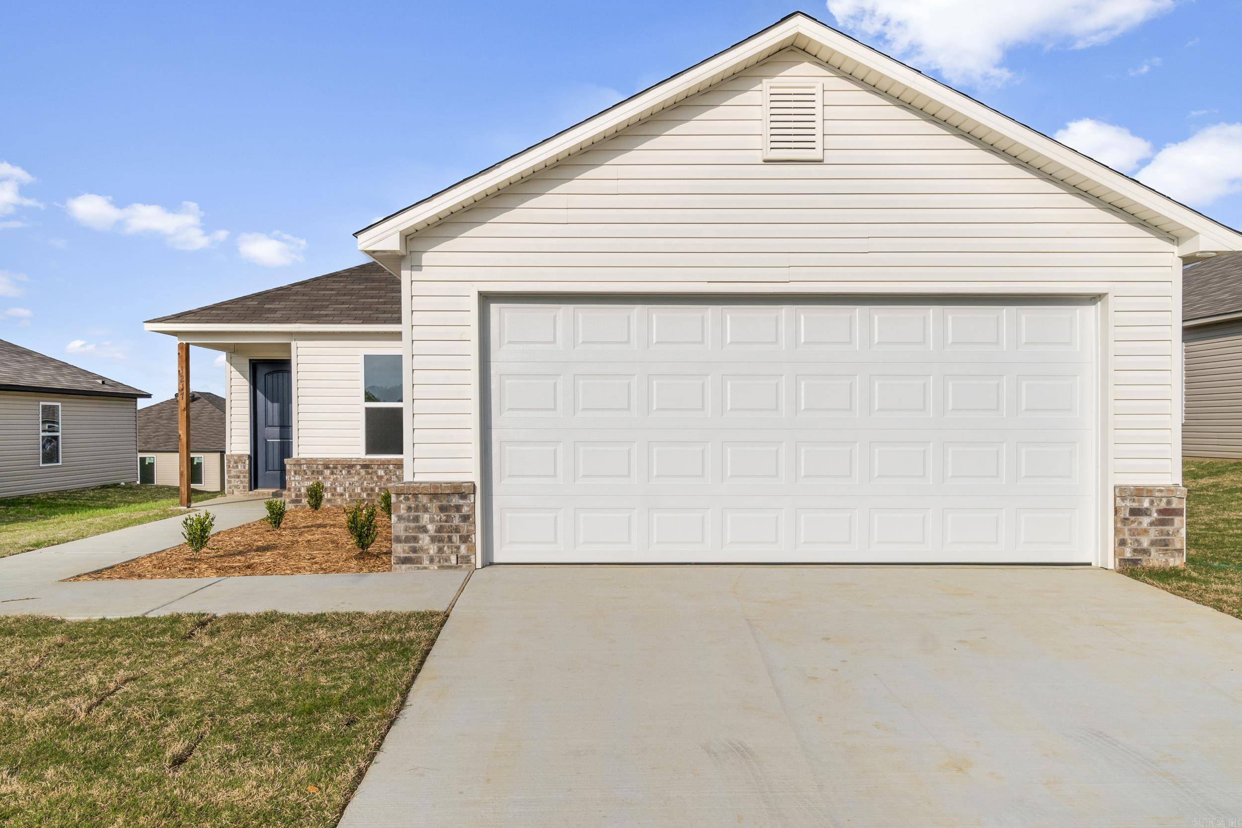 1217 Santa Fe Trail, Bauxite, AR 72011
