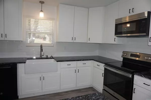 Bald Knob, AR 72010,801 Upchurch