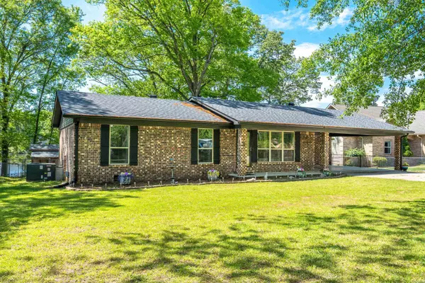 Hot Springs, AR 71913,304 Joy Drive