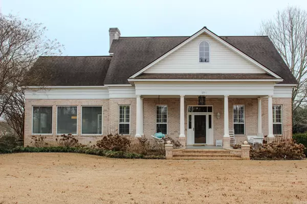 Searcy, AR 72143,2957 W Country Club Road