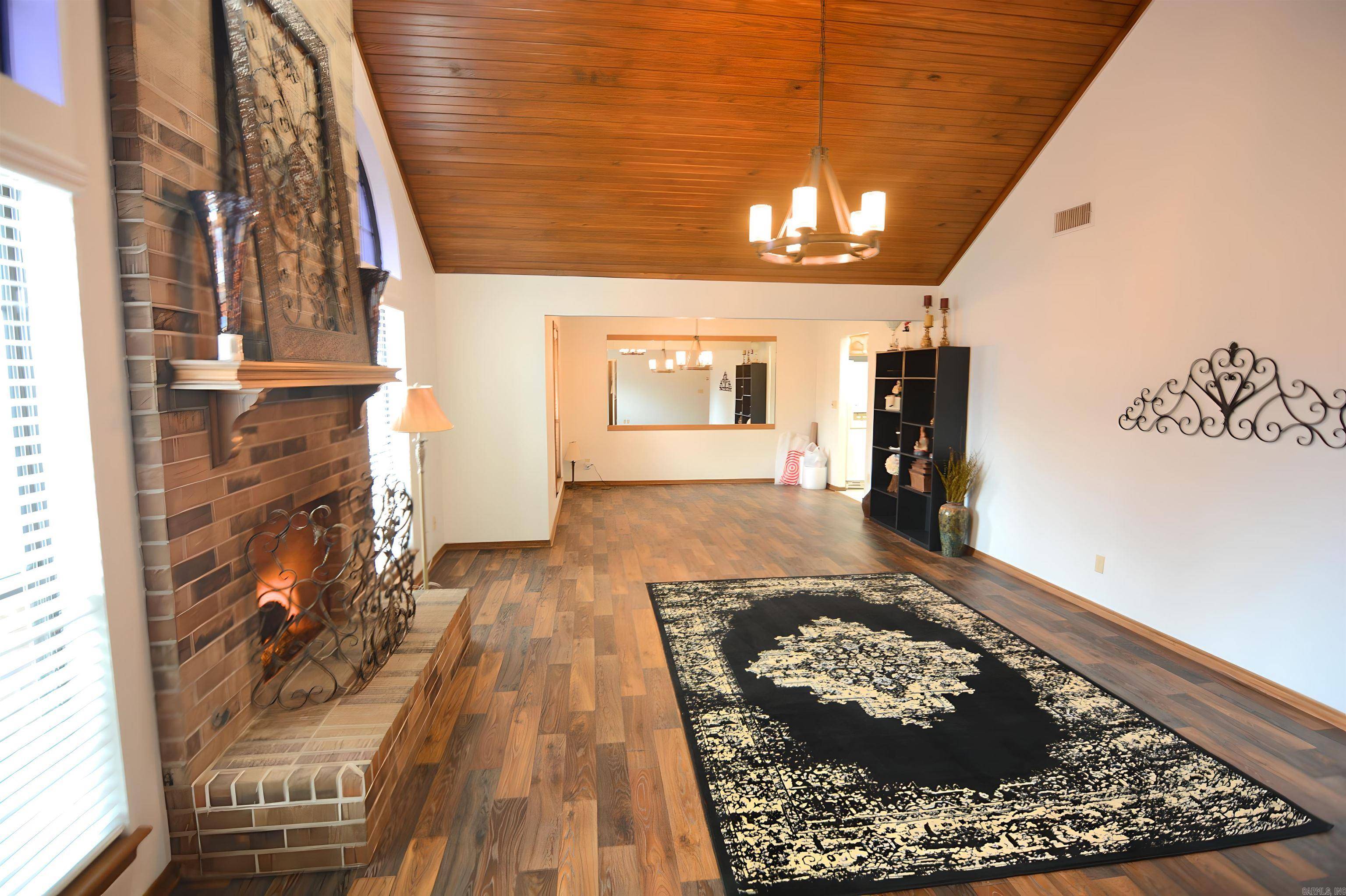 Mena, AR 71953,308 Jenny Lind Dr