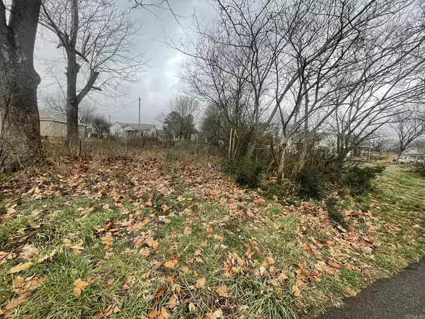 Mena, AR 71953,906 Elm Avenue