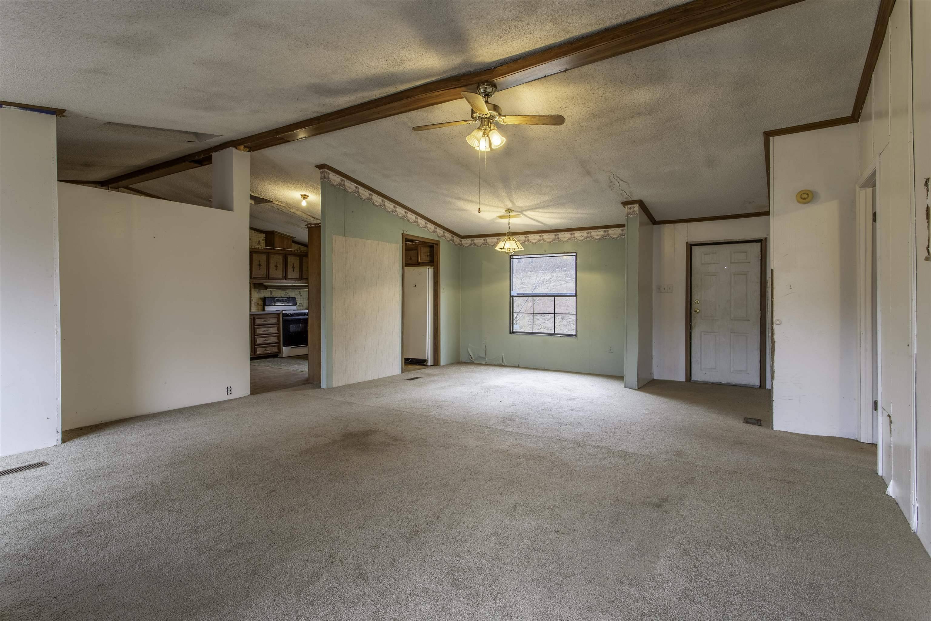Hardy, AR 72542,601 Woodland Hills Road