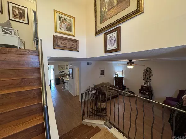 Horseshoe Bend, AR 72512,211 S Nightingale Drive