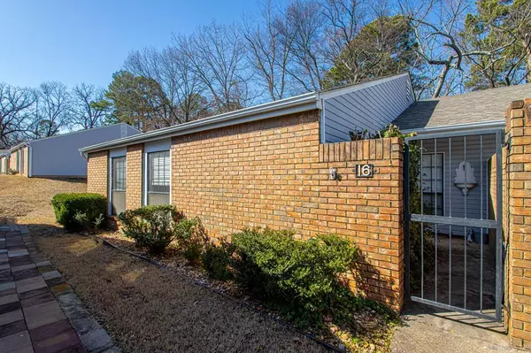 16 Huntsman Court,  Hot Springs,  AR 71901