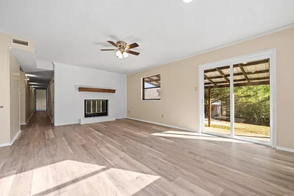 Hot Springs, AR 71901,105 Choctaw Court