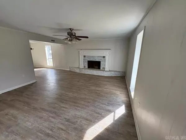 Dewitt, AR 72042,Address not disclosed