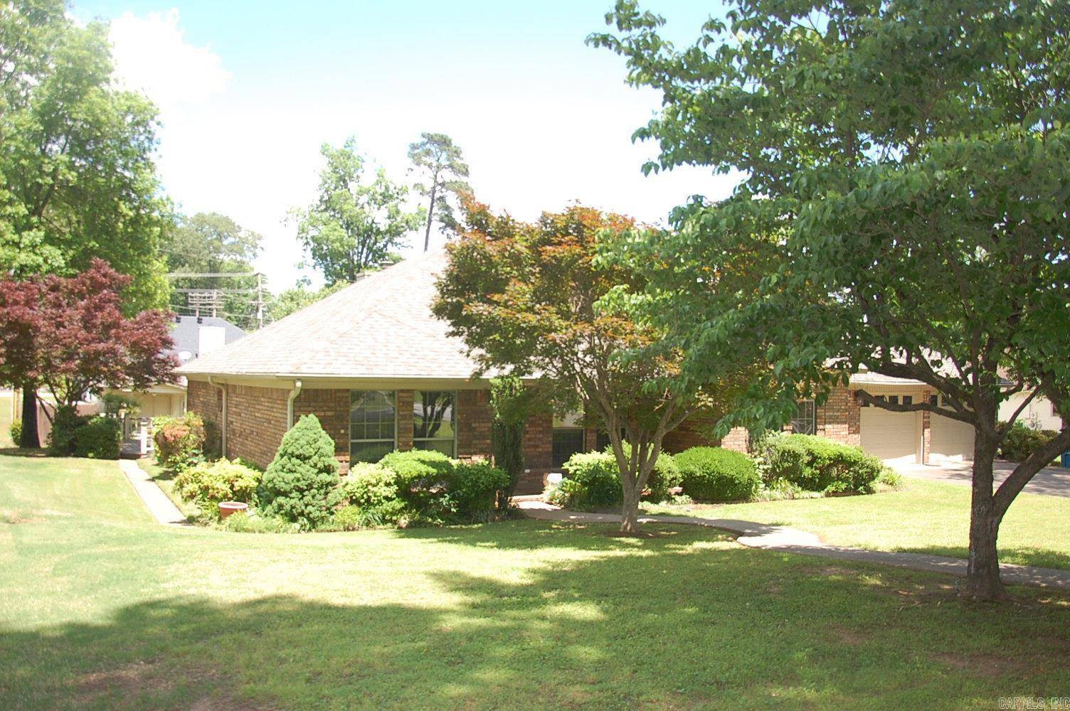 Benton, AR 72019,2006 N FOX TRAIL