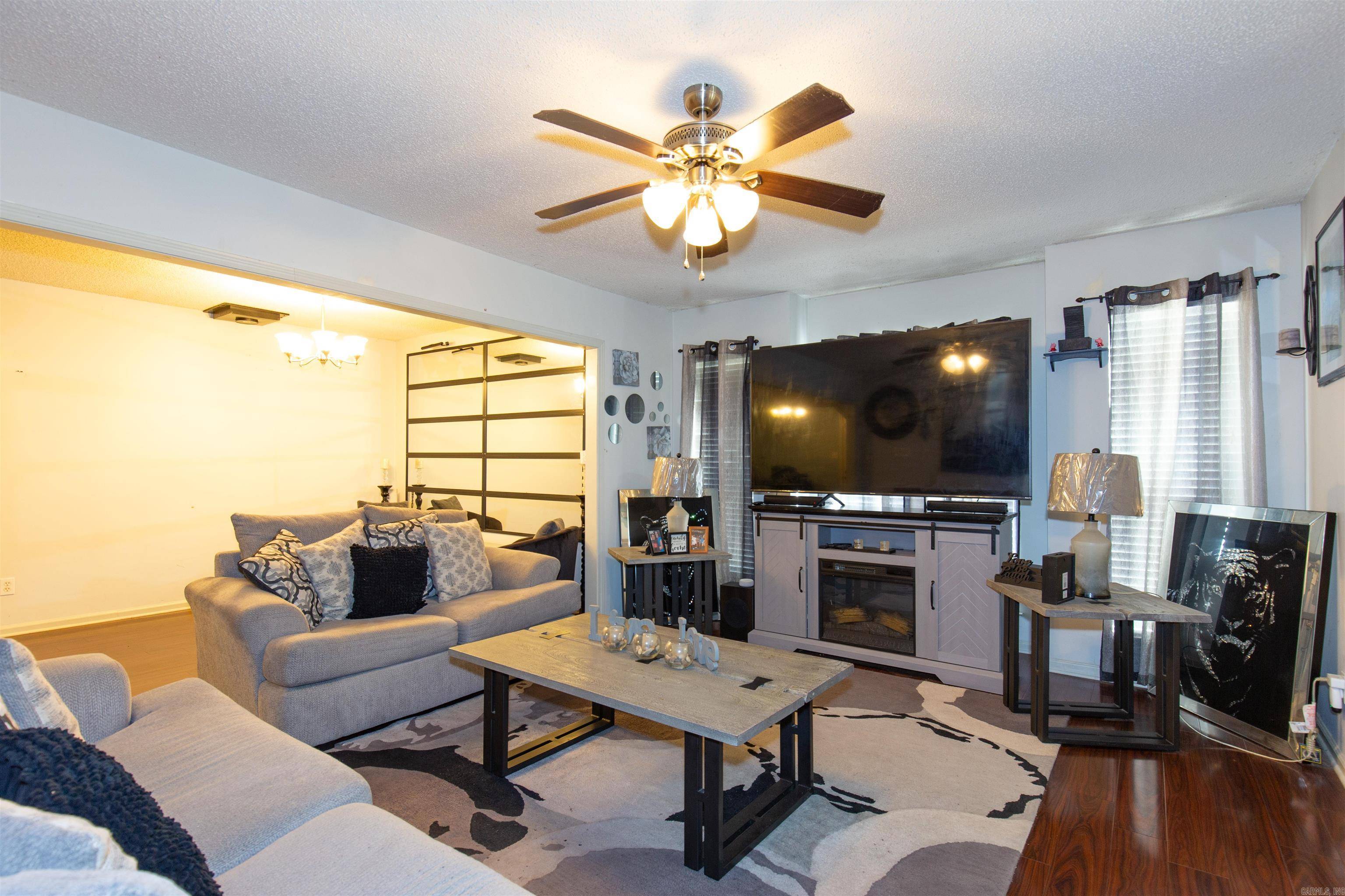 Jacksonville, AR 72076,303 White Wing Way