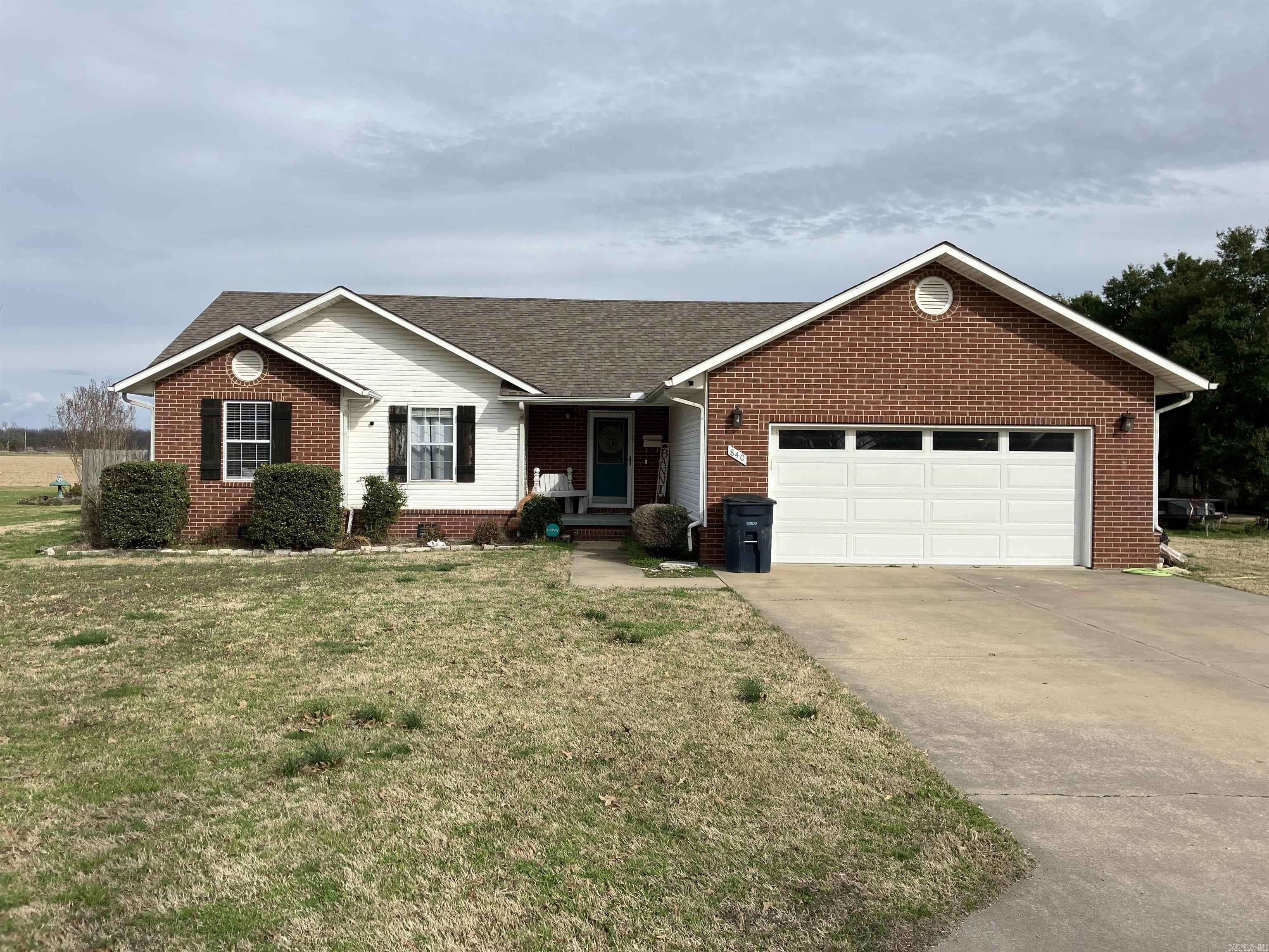 840 S Garfield,  Piggott,  AR 72454
