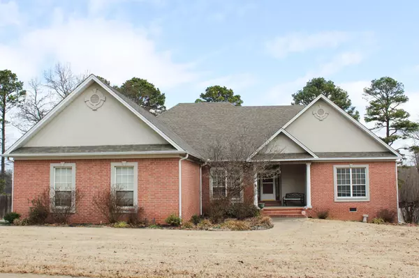 706 Pin Oak Drive, Searcy, AR 72143