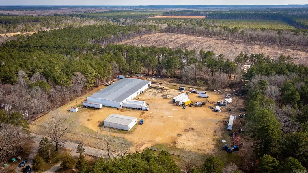 1502 Smithton Road, Gurdon, AR 71743