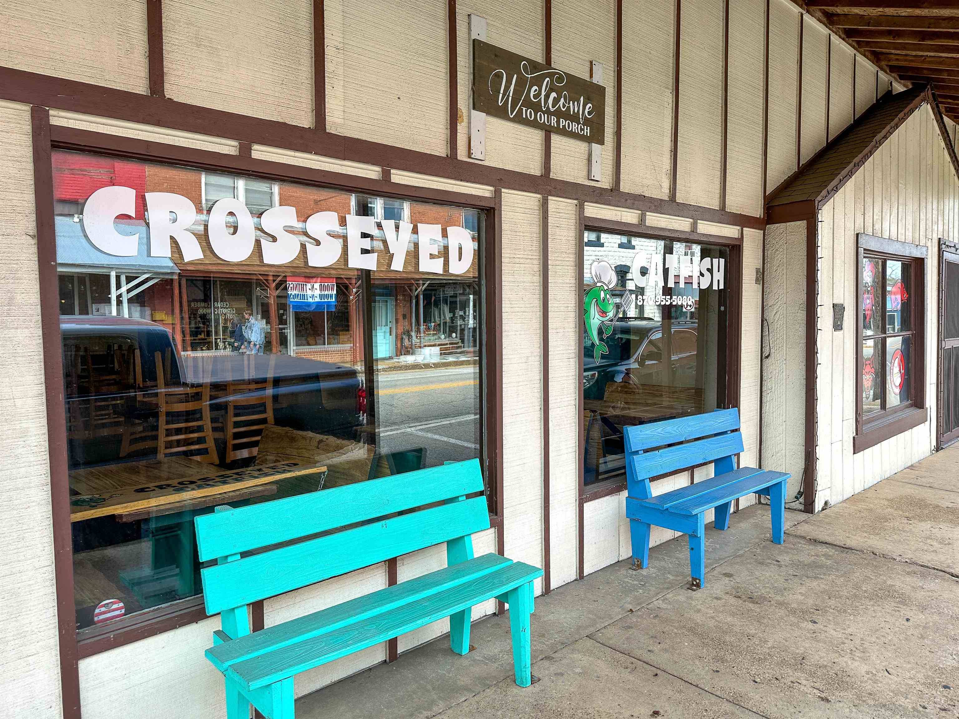 Hardy, AR 72542,107 E Main Street